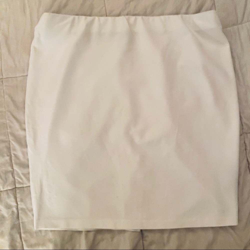 🤍New🤍 White Plus Size Skirt with split